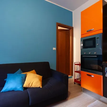Casa Monet - 10 Minuti Dal Duomo アパート *