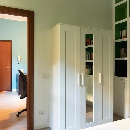 アパート Casa Monet - 10 Minuti Dal Duomo ミラノ