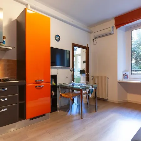 Casa Monet - 10 Minuti Dal Duomo * ミラノ