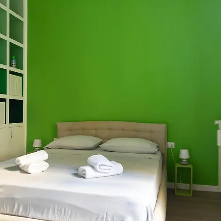 Casa Monet - 10 Minuti Dal Duomo ミラノ